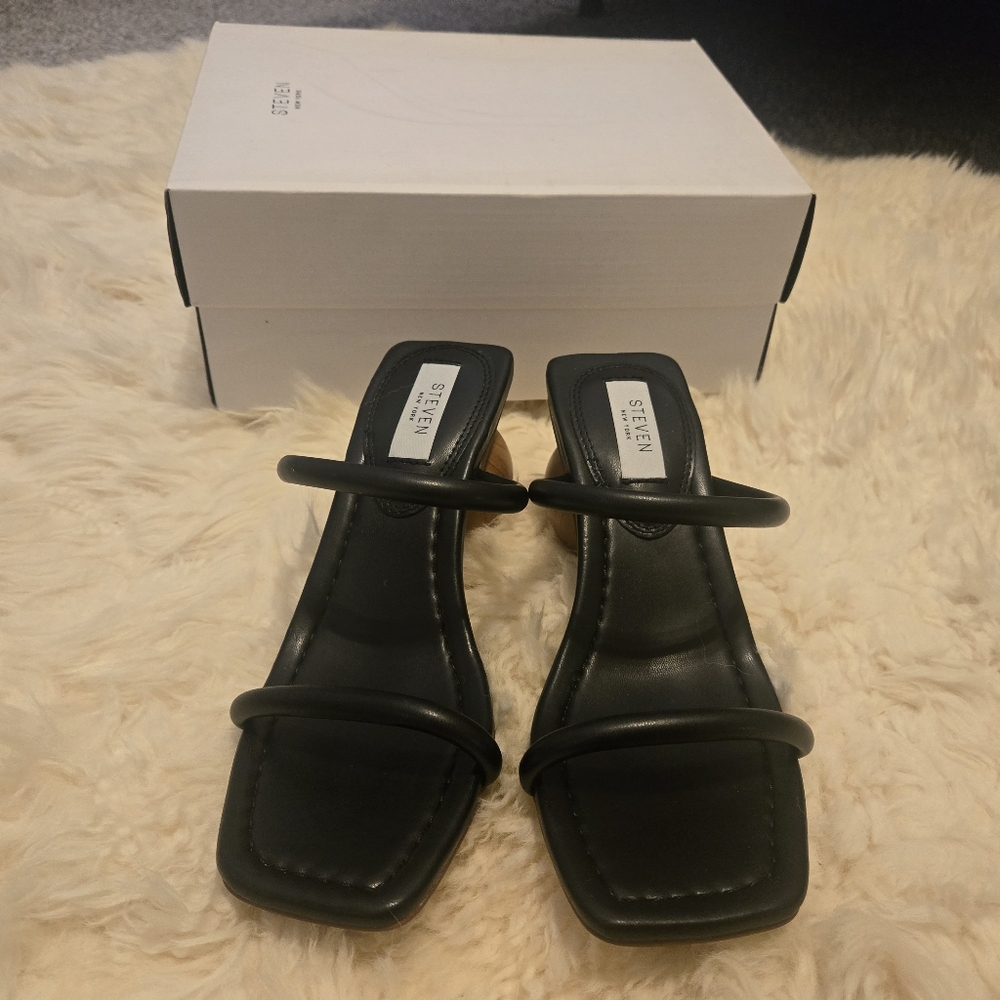 Zara Black Heels Minimalist Design